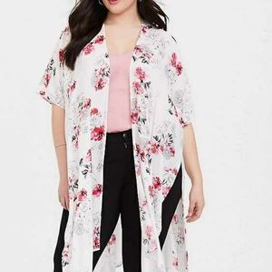 NWT Torrid Ivory Floral Challis Kimono